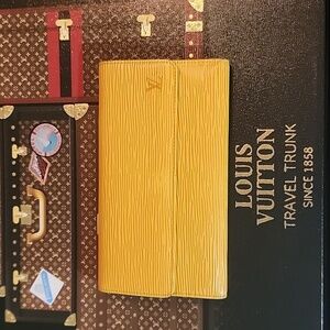 Louis Vuitton Sarah Yellow Epi Vintage Wallet